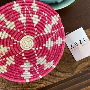 SALE— MUST GO🎉 🌿 Kazi Goods Catchall Woven Bowl, Pink, NWT
